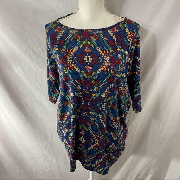 Lularoe Irma Oversized tunic top - Picture 1 of 12